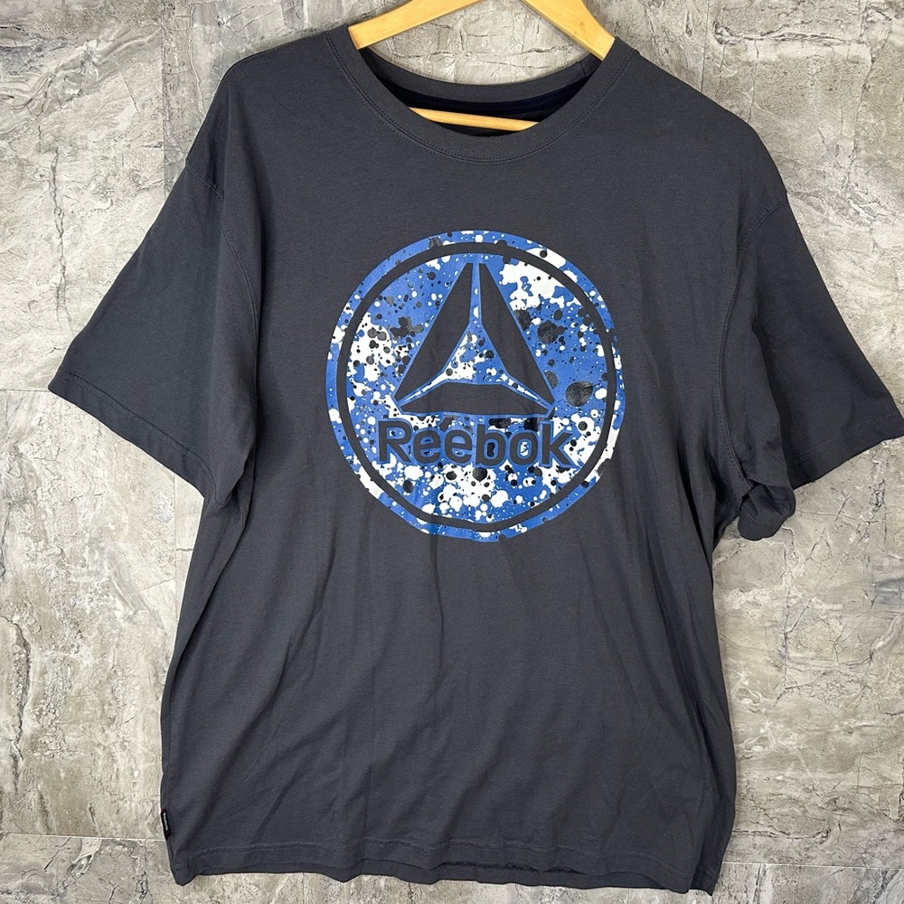 Reebok Black‎ and Blue Short Sleeve Tee with Graphic Design Sz XL Men